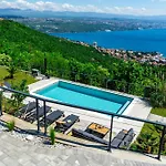 K With A Heated Pool, Gym, Sauna, Astonishing Sea View * Опатия