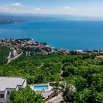K With A Heated Pool, Gym, Sauna, Astonishing Sea View