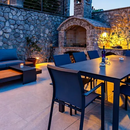 Willa K With A Heated Pool, Gym, Sauna, Astonishing Sea View