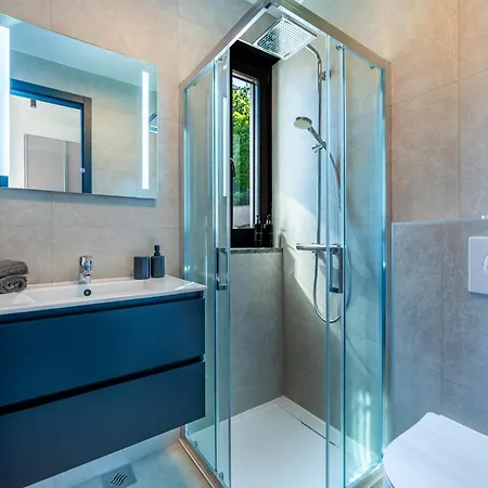 Willa K With A Heated Pool, Gym, Sauna, Astonishing Sea View Opatija