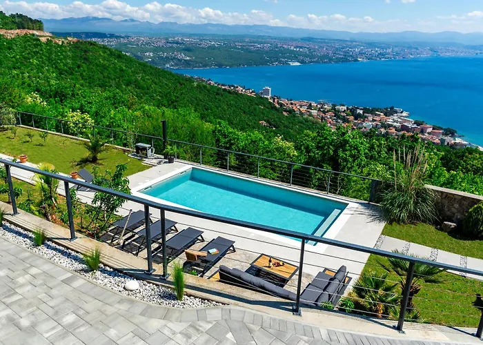 K With A Heated Pool, Gym, Sauna, Astonishing Sea View * Opatija