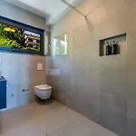 K With A Heated Pool, Gym, Sauna, Astonishing Sea View Villa *