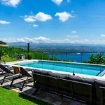 K With A Heated Pool, Gym, Sauna, Astonishing Sea View *